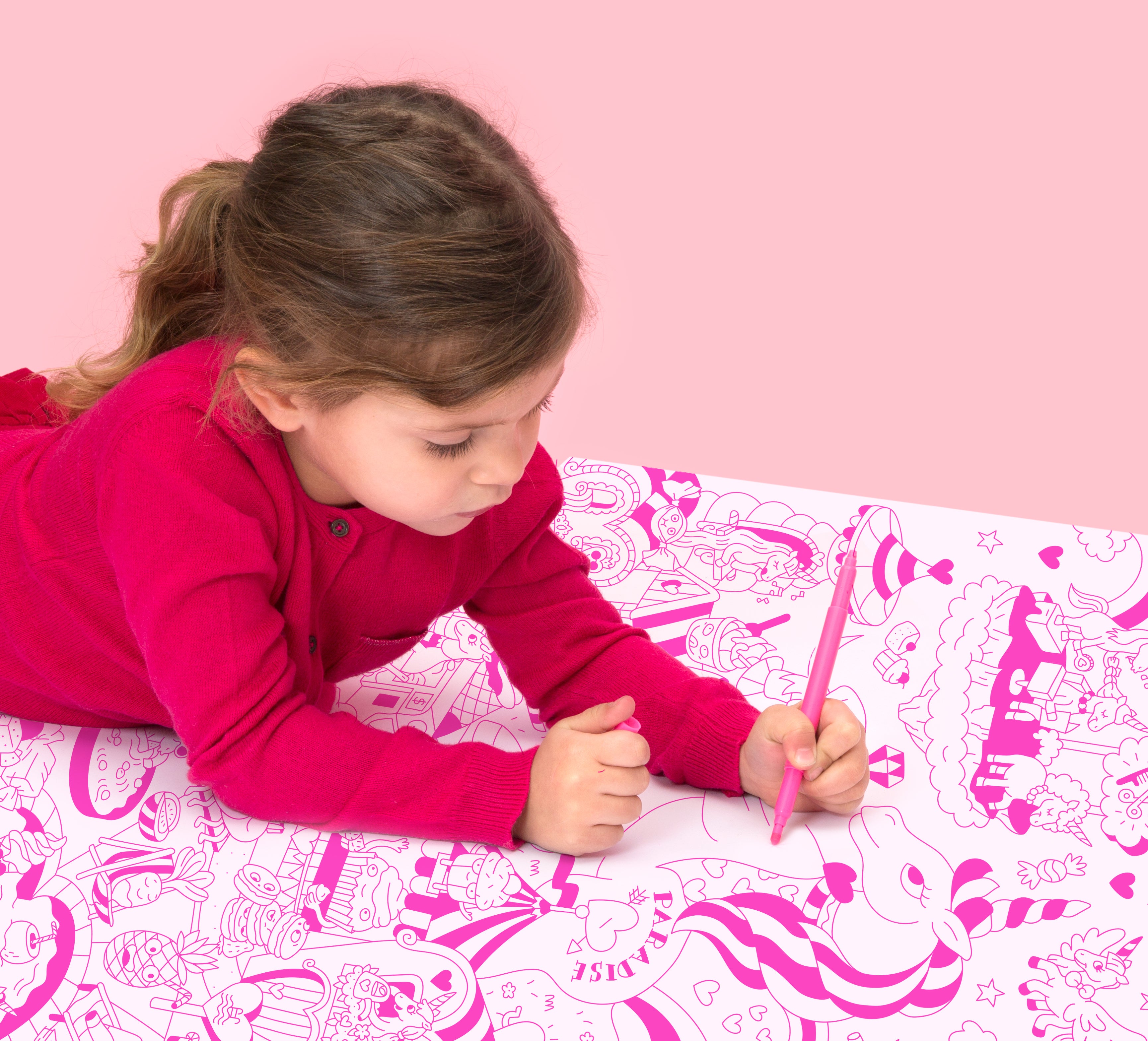 OMY Lily — giant 70 × 100 cm coloring poster with a unicorn - POS55-POSTER-LILY-AMBIANCE2