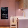 Verstellbarer PETINKA Light Lernturm Natur – sicheres Design mit abnehmbaren Sicherheitswänden