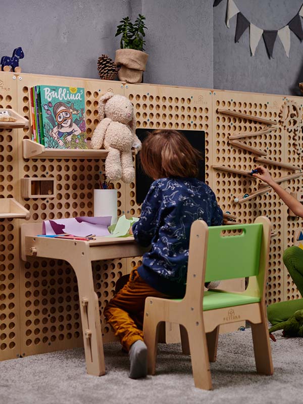 zelená dětská dřevěná židle PETINKA