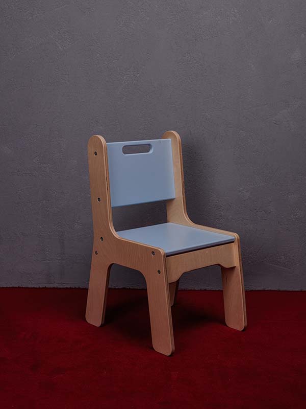 Dětská dřevěná židle PETINKA modrá barva