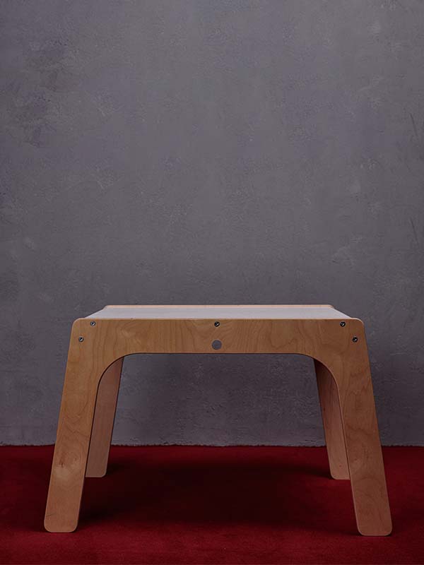 Dětský dřevěný designový stůl PETINKA
